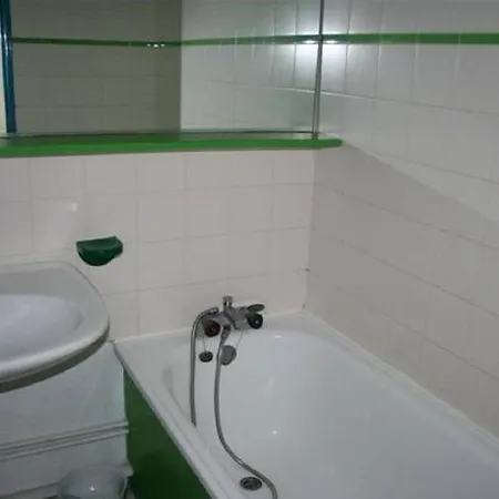 شقة 4 Pers - - Piscine, Parkings, Terrains De Sport, Fitness - Fr-1-195-25 Le Barcarès